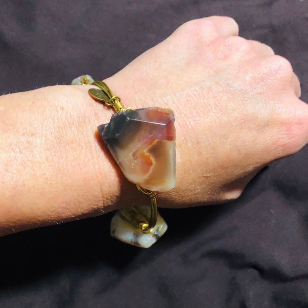 Bourbon and bowties bracelet - Picture 3 of 4